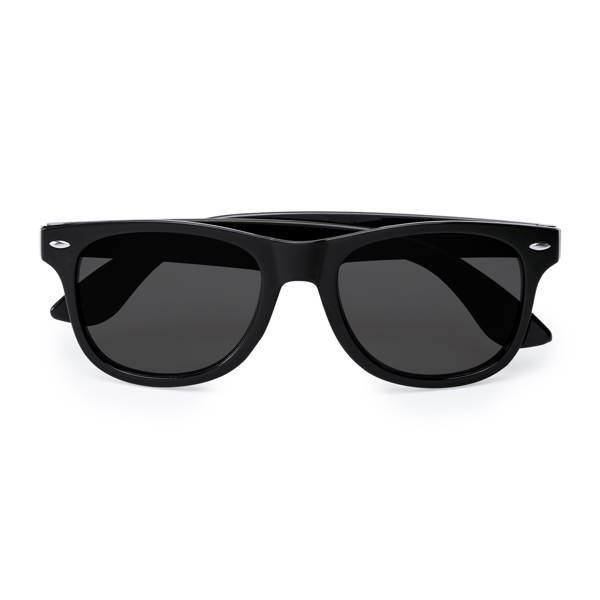 Gafas de sol clásicas en acabado brillo BRISA